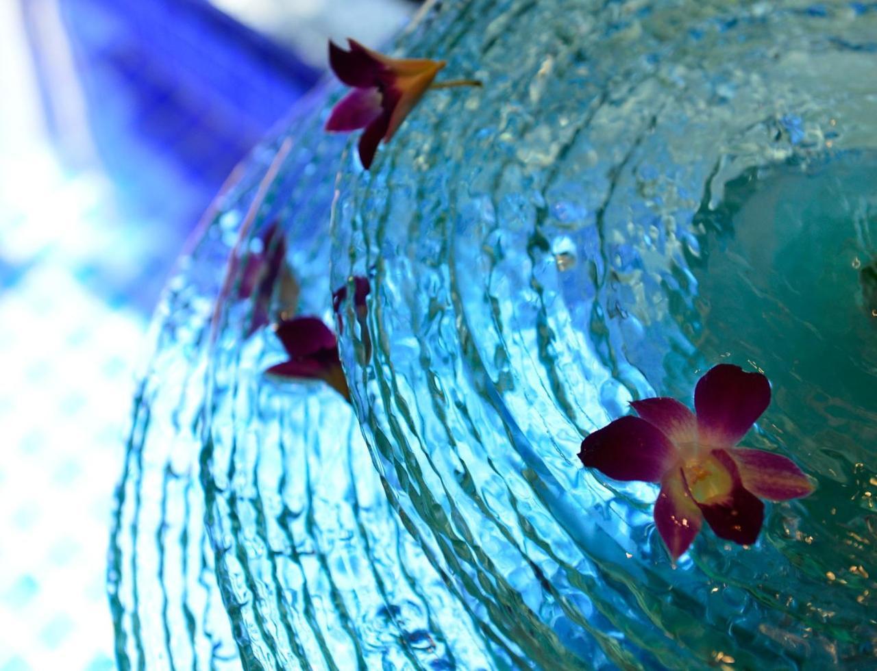 Balinese Onsen Airu Ryokan